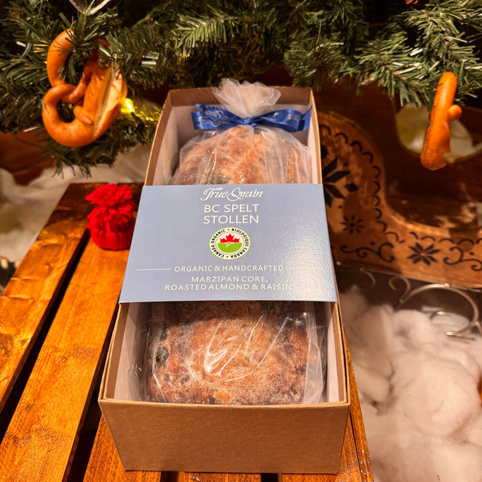 Spelt Stollen, 1kg Gift Box